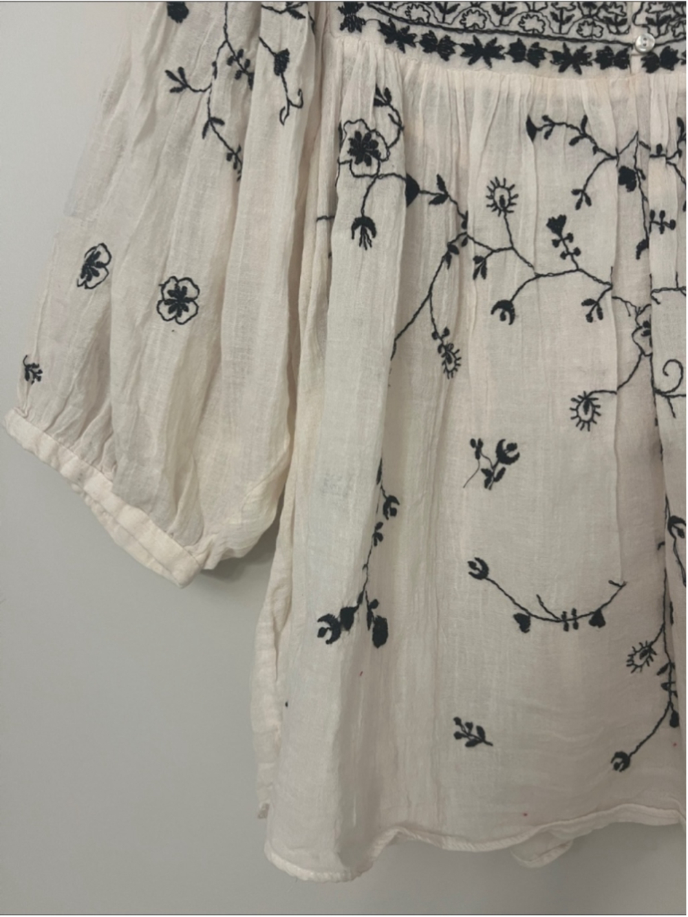 Zara Black and White Embroidered Blouse - Picture 4 of 8